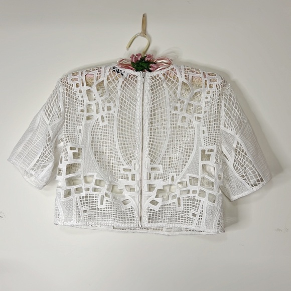 ISLA SET LACE SKIRT AND CROP TOP - Picture 6 of 8